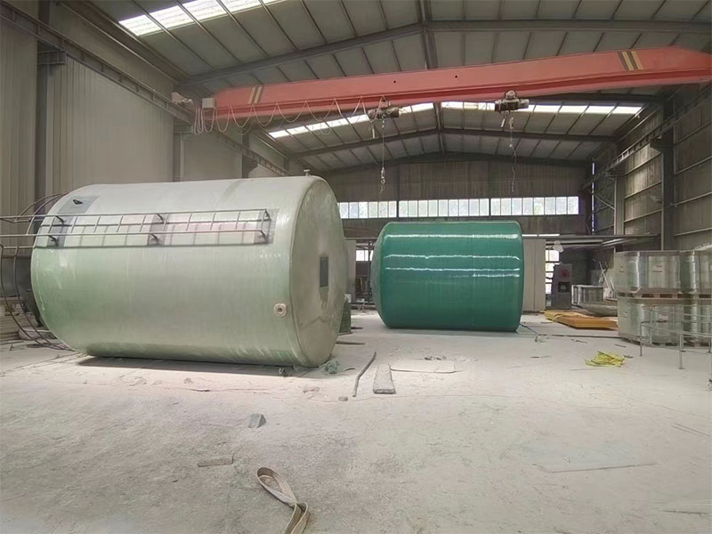 大型玻璃鋼儲罐制造